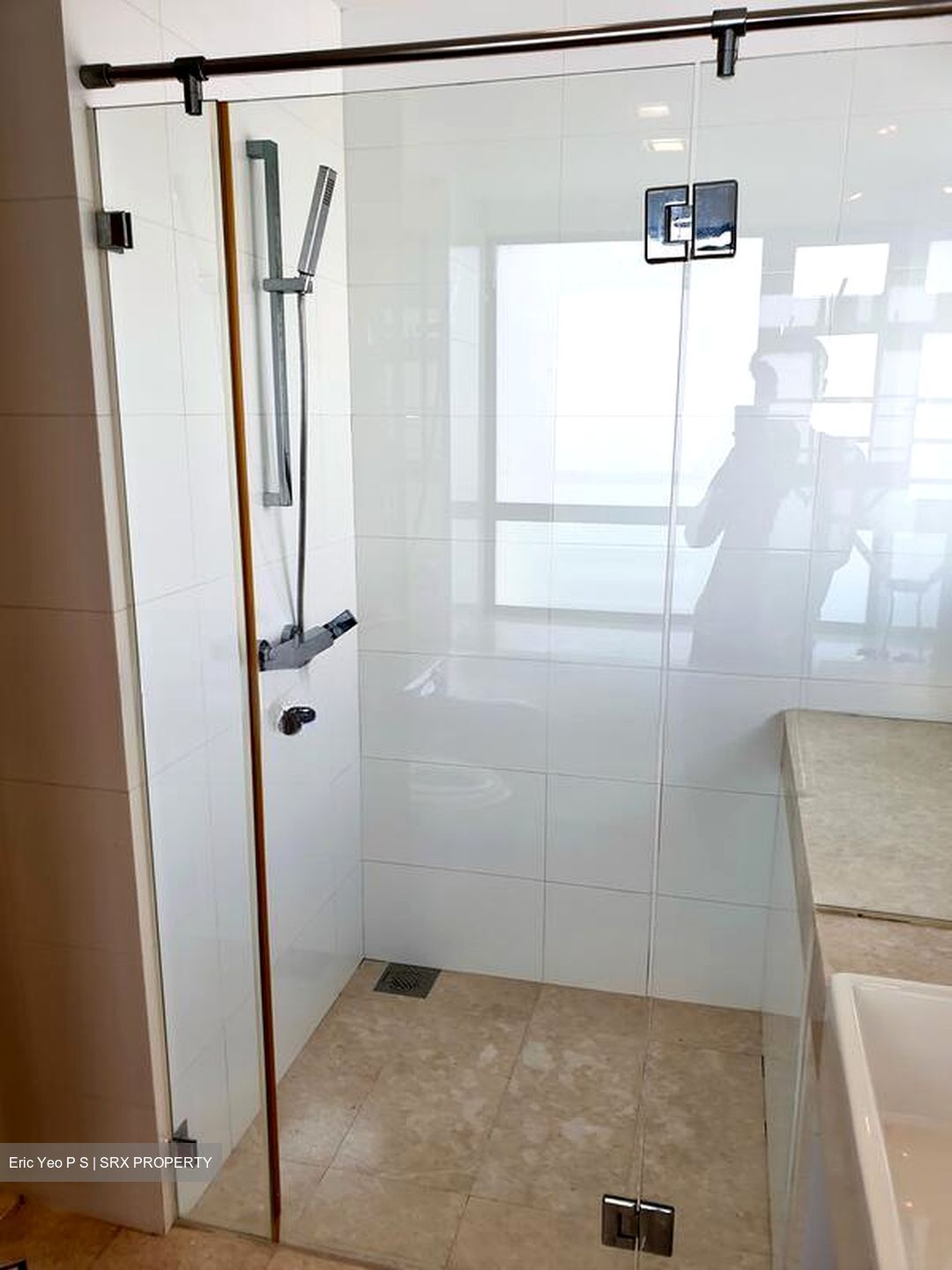 Waterfront Waves (D16), Condominium #521945031